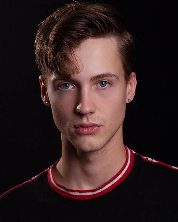 Discover The World Of Kayden Boisclair
