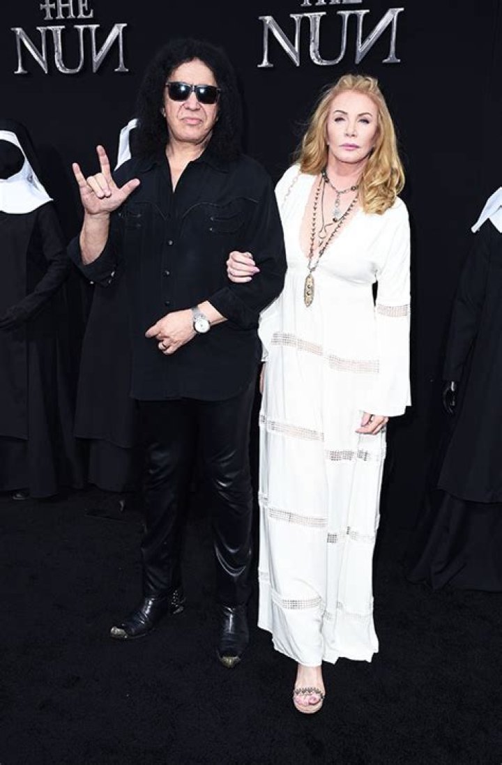 Everything To Know About Shannon Tweed Hollywood Life