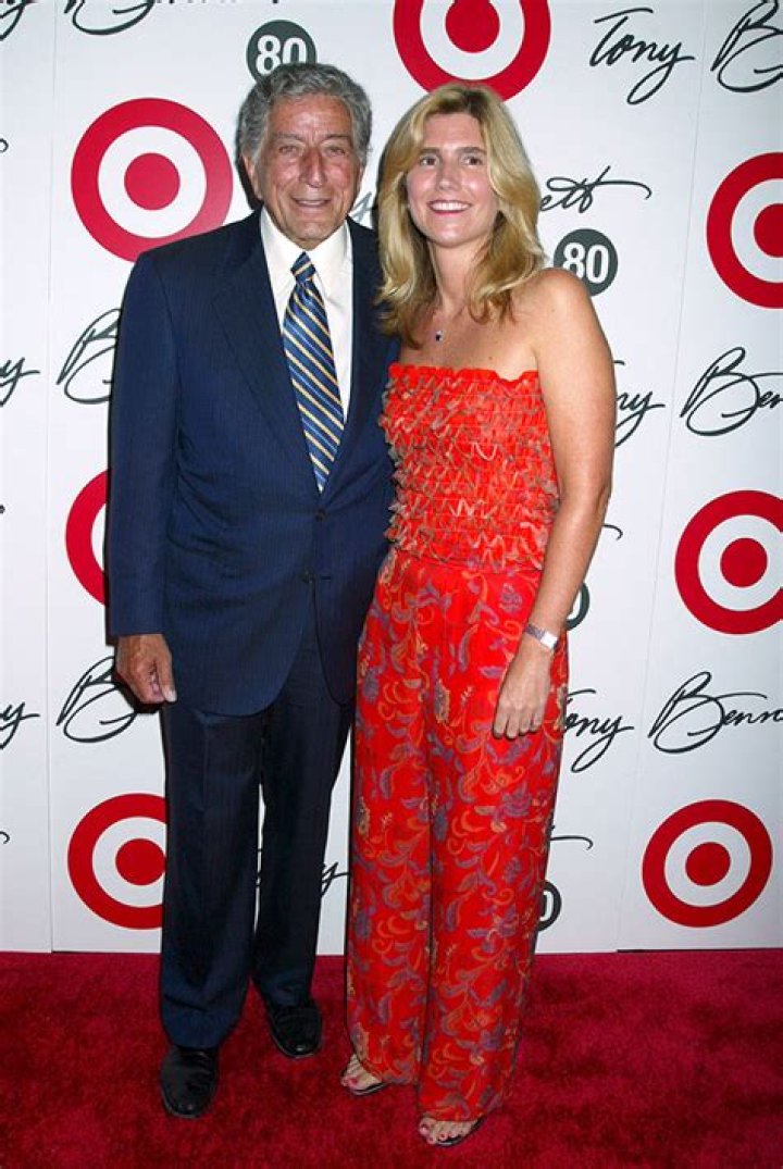 Everything To Know About Susan Crow Hollywood Life |